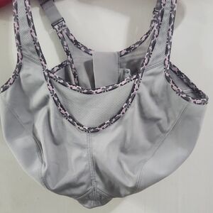 Glamorise No Bounce Camisole Sports Bra Gray Size 38H NWOT